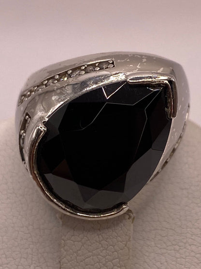 Anillo Moderno con Zirconia Negra Encorte Gota en Plata Ley 925, sello de autenticidad Plata Ley .925