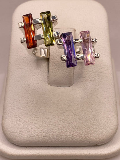 Anillo Multicolor de Zirconias Baguette Plata Ley 925, vista frontal