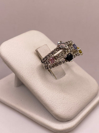 Anillo Multicolor con Zirconias en Plata Ley 925, vista lateral