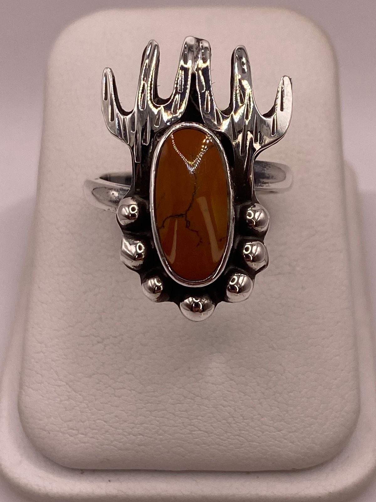 Anillo Navajo de Plata Ley 925 con Cornalina — ángulo diagonal