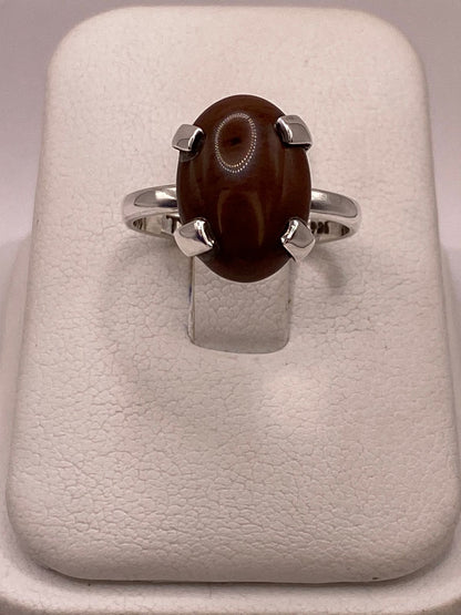 Anillo Ojo de Tigre de Plata Ley 925, vista de detalle