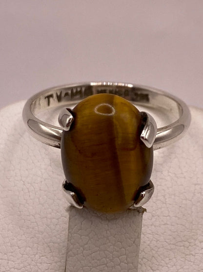 Anillo con Ojo de Tigre de Plata Ley 925, sello de autenticidad Plata Ley .925
