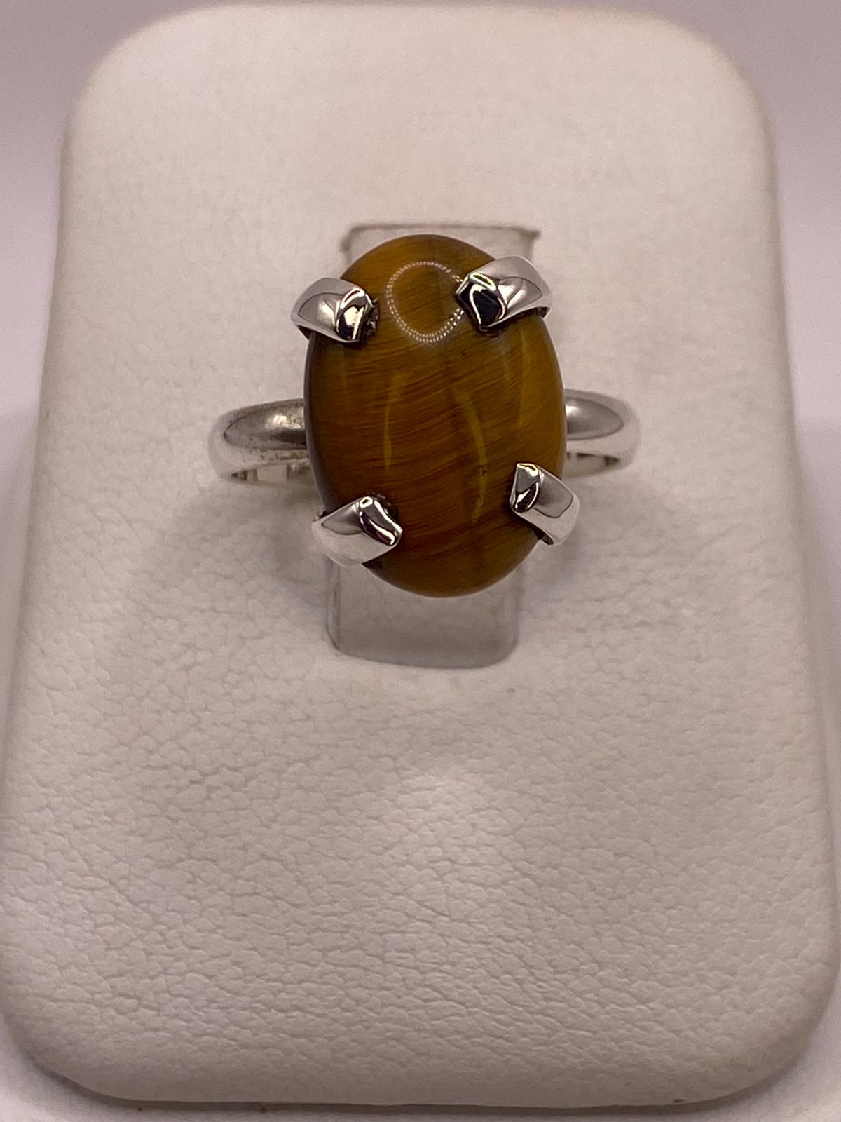 Anillo con Ojo de Tigre de Plata Ley 925, vista frontal