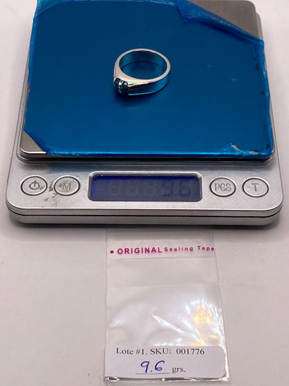 Anillo de Ópalo de Fuego Azul con Destellos Verdes en Plata Ley .925, peso en gramos (báscula)