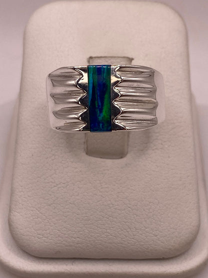 Anillo de Ópalo de Fuego Azul en Plata Ley .925, vista frontal