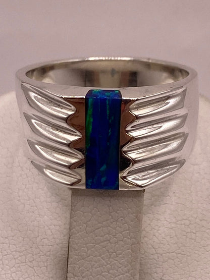 Anillo de Ópalo de Fuego Azul en Plata Ley .925, vista superior