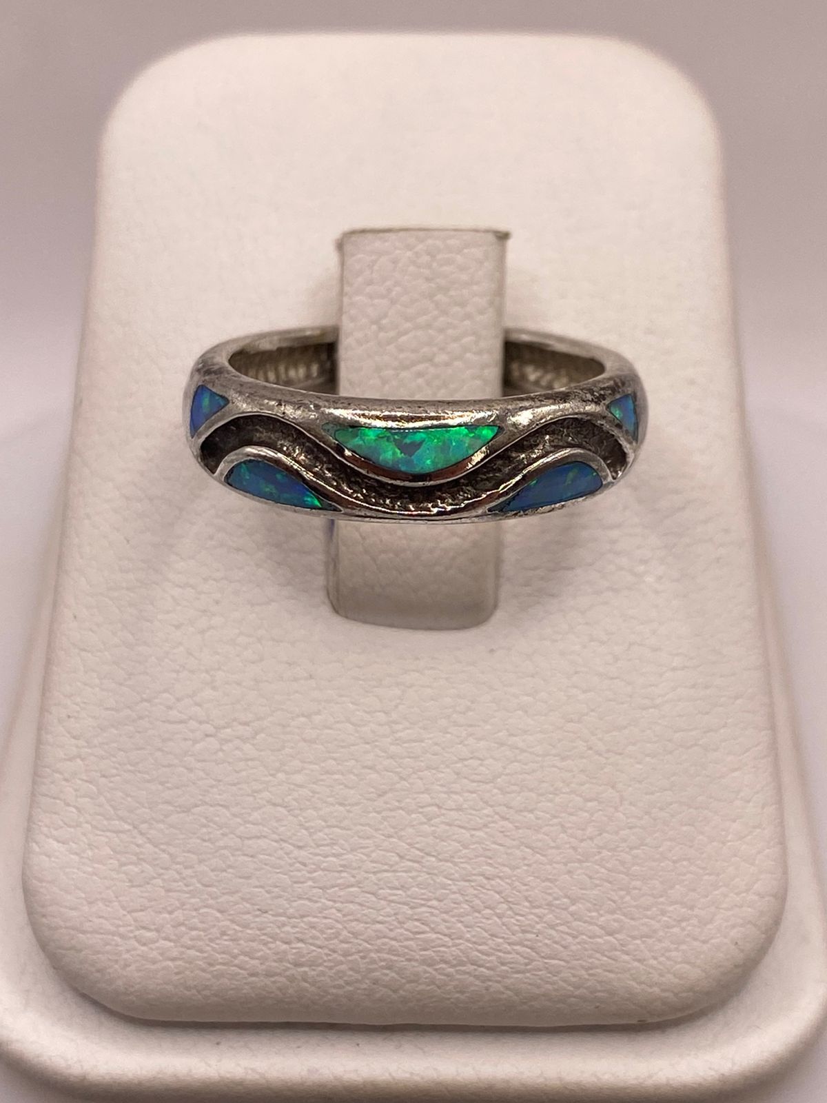 Anillo Ópalo de Fuego Azul & Verde Diseño Ondas Plata Ley 950, vista lateral