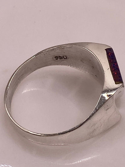 Anillo con Ópalo de Fuego Multicolor en Plata Ley .950, sello de autenticidad Plata Ley .925