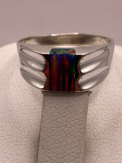Anillo con Ópalo de Fuego Multicolor en Plata Ley .950, vista superior