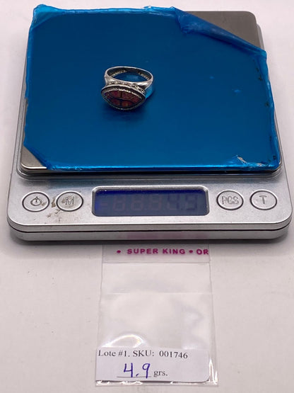 Anillo con Ópalo de Fuego Rosa Iridiscente en Plata Ley .950, peso en gramos (báscula)