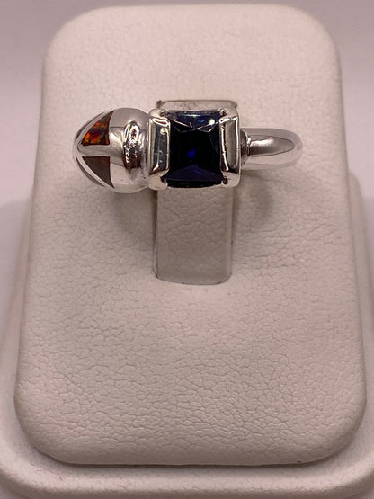 Anillo con Ópalo de Fuego y Zirconia Azul en Plata Ley .950, vista superior