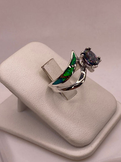 Anillo con Ópalo de Fuego y Zirconia Tornasol en Plata Ley .950, vista de detalle