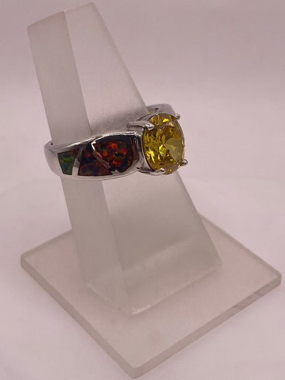Anillo Ópalo Rojo Fuego & Zirconia Citrino Oval Plata 925, vista frontal