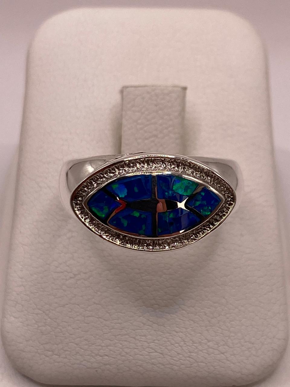 ANILLO OVALADO CON ÓPALO DE FUEGO EN PLATA LEY .950, vista frontal