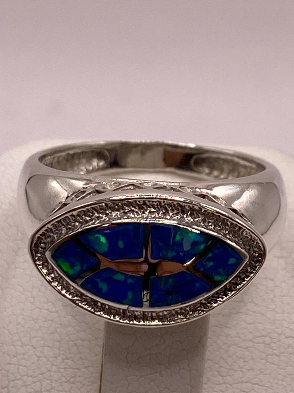 Anillo Ovalado con Ópalo de Fuego en Plata Ley .950, vista superior