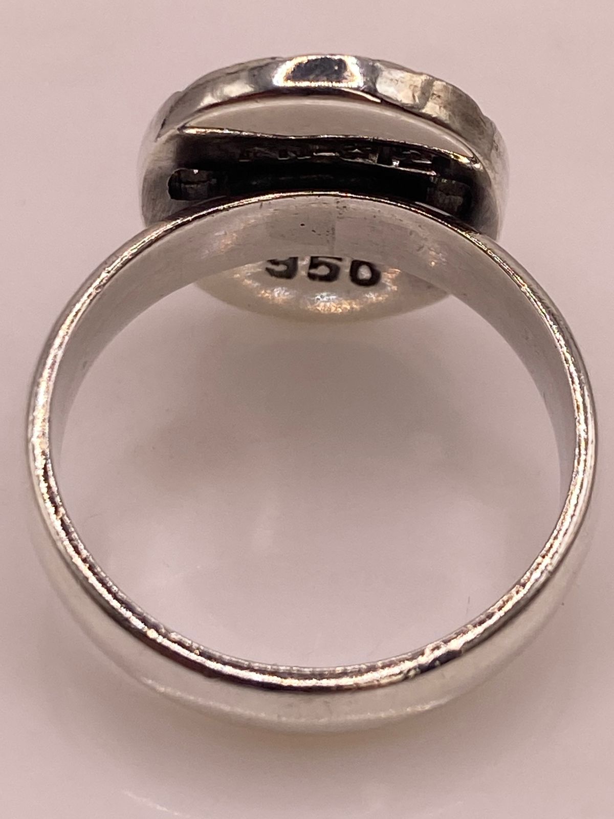 Anillo Ovalado de Plata Ley 950 con Ópalo de Fuego, sello de autenticidad Plata Ley .925