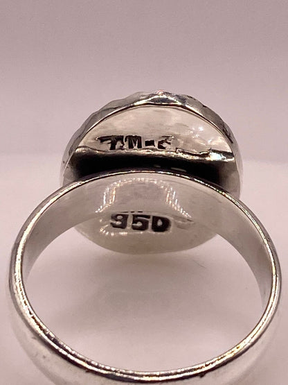 Anillo Ovalado de Plata Ley 950 con Ópalo de Fuego Rojo, sello de autenticidad Plata Ley .925