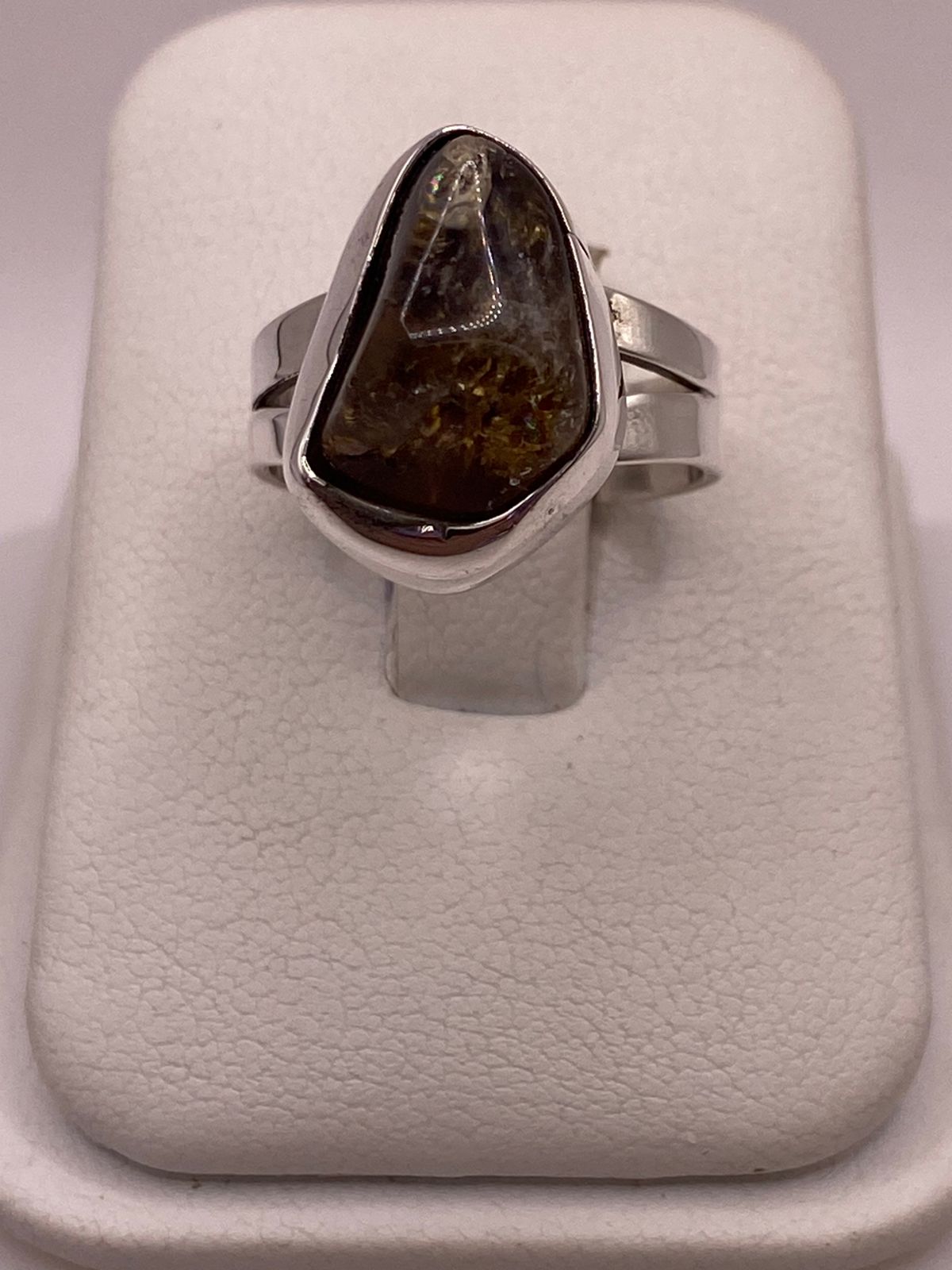 Anillo de Plata 925 con Cuarzo Natural, vista lateral