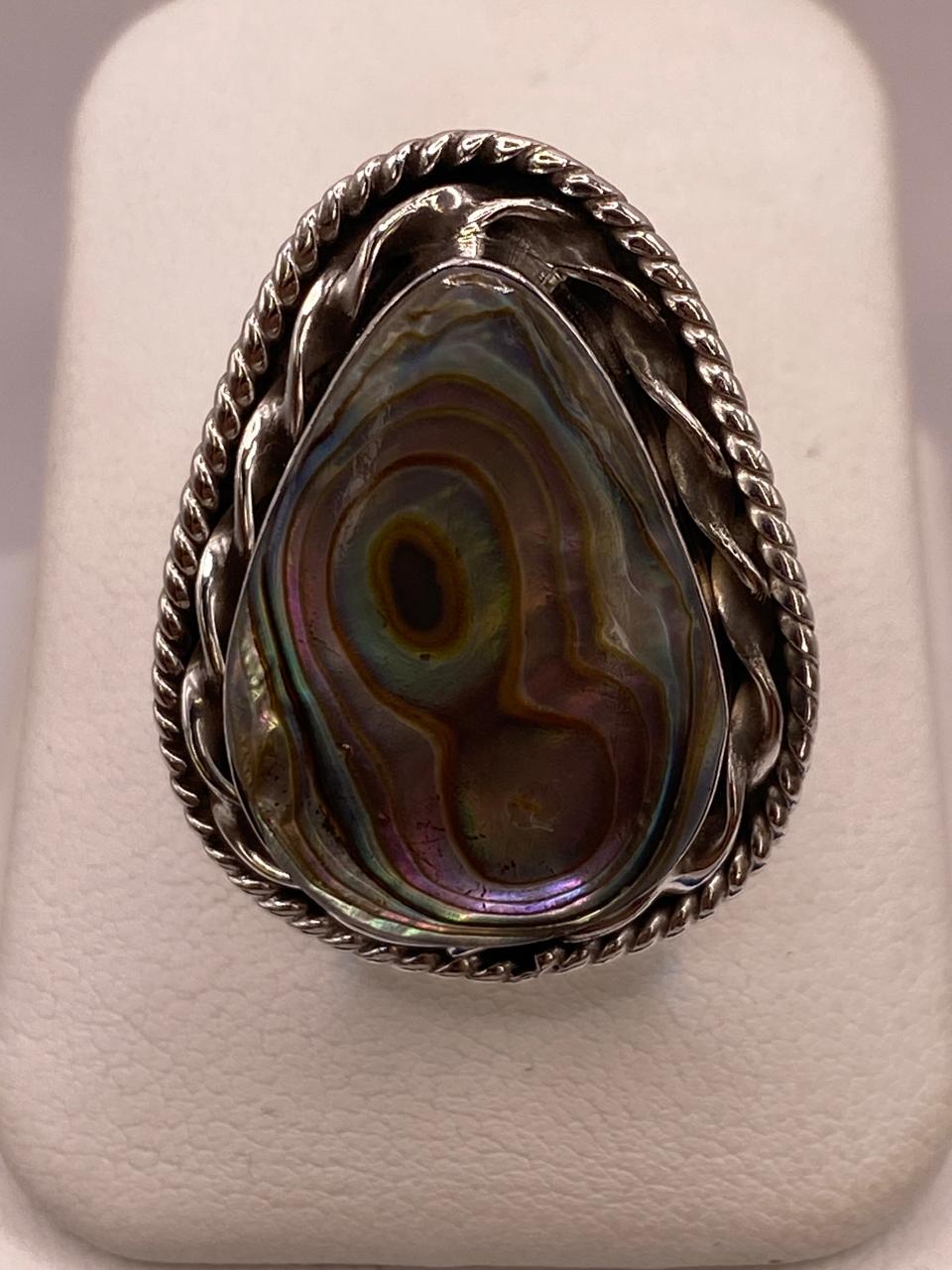 Anillo de Plata Ley 925 con Abulón Natural — ángulo diagonal