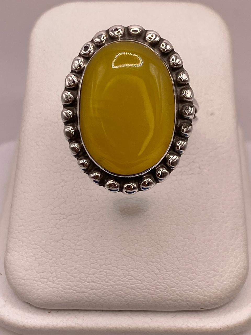 Anillo de Plata Ley 925 con Ágata Amarilla Natural, vista frontal