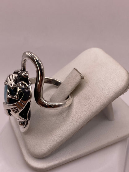Anillo de Plata Ley 925 con Ágata Azul y Figura Kokopelli, vista de detalle
