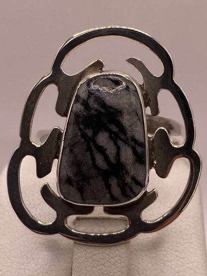 Anillo de Plata Ley 925 con Ágata Gris, sello de autenticidad Plata Ley .925