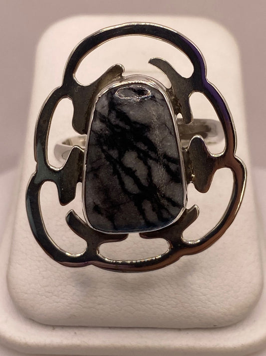 Anillo de Plata Ley 925 con Ágata Gris — vista lateral