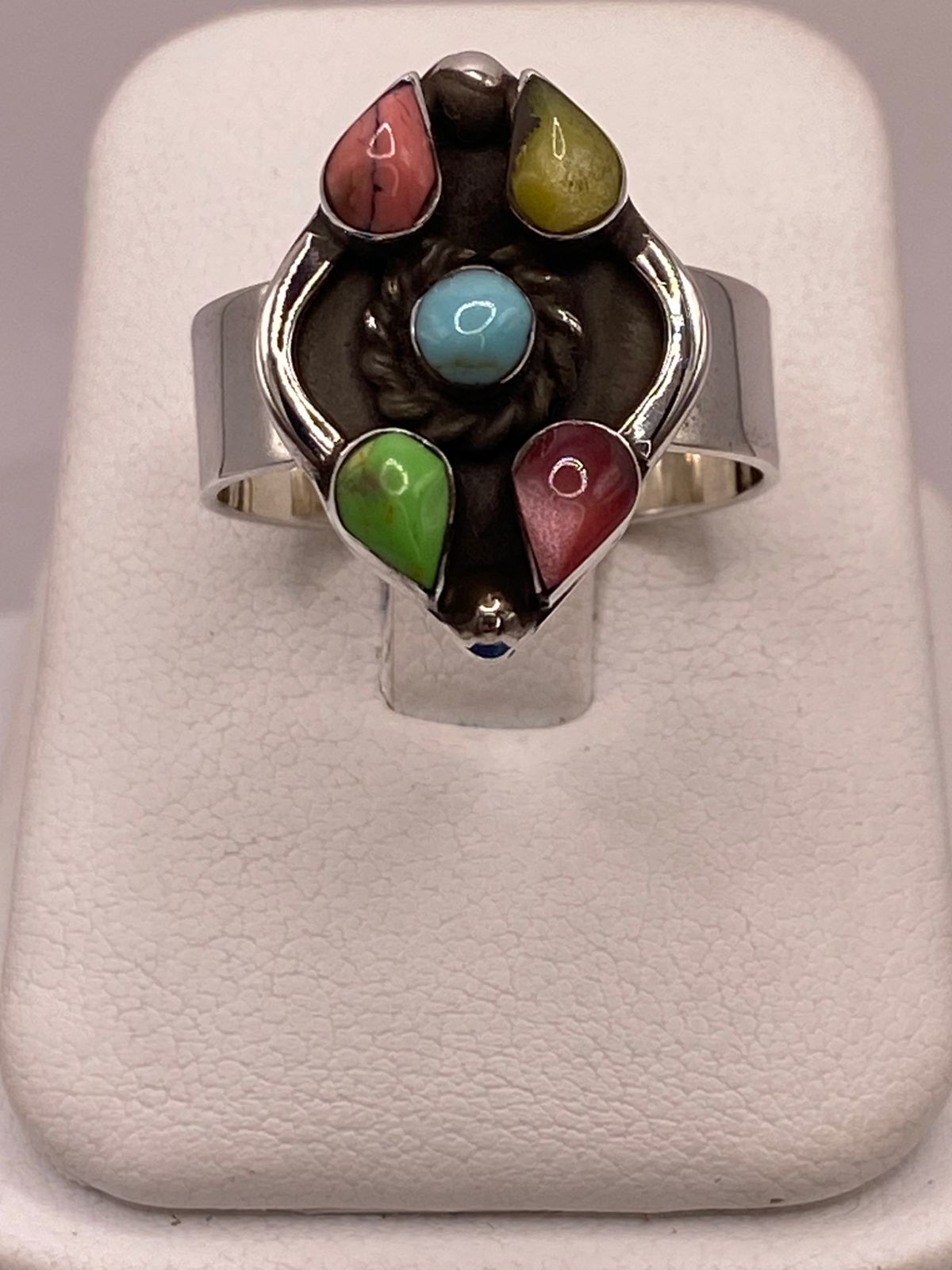 Anillo de Plata Ley 925 con Ágatas Naturales Multicolor — ángulo diagonal