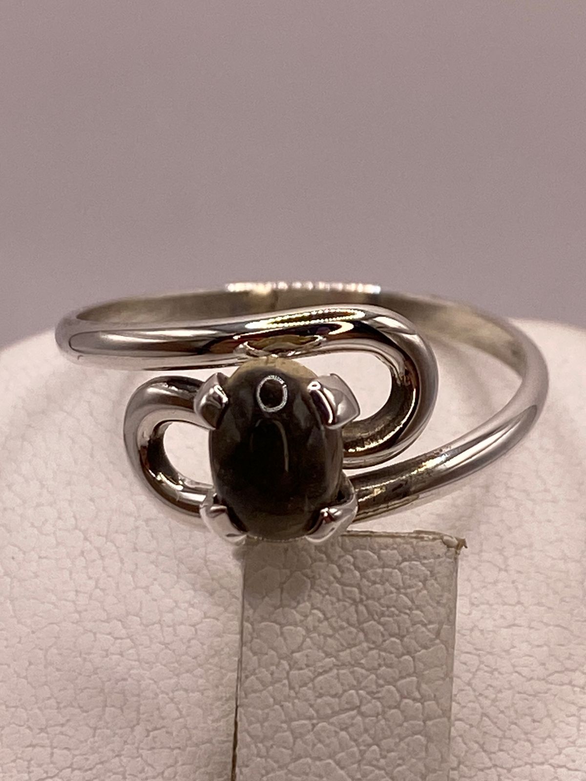 Anillo de Plata Ley 925 con Ámbar Ahumado, vista posterior