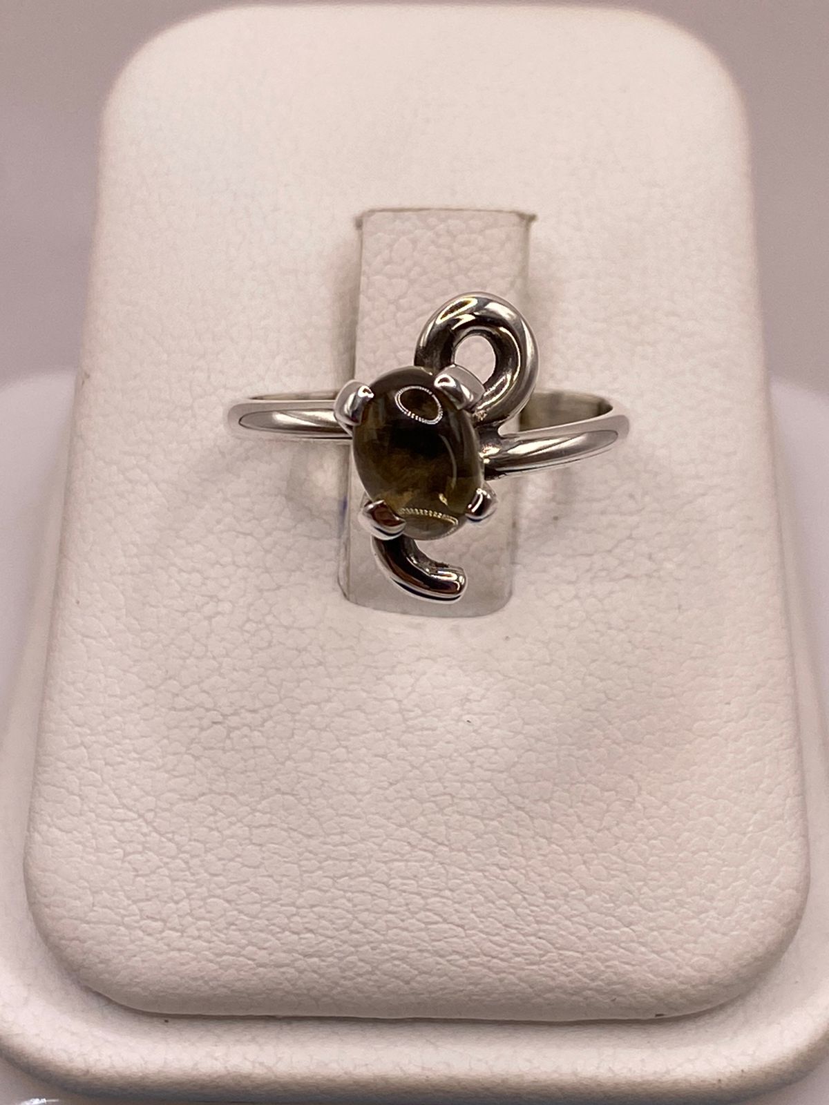 Anillo de Plata Ley 925 con Ámbar Ahumado, vista superior