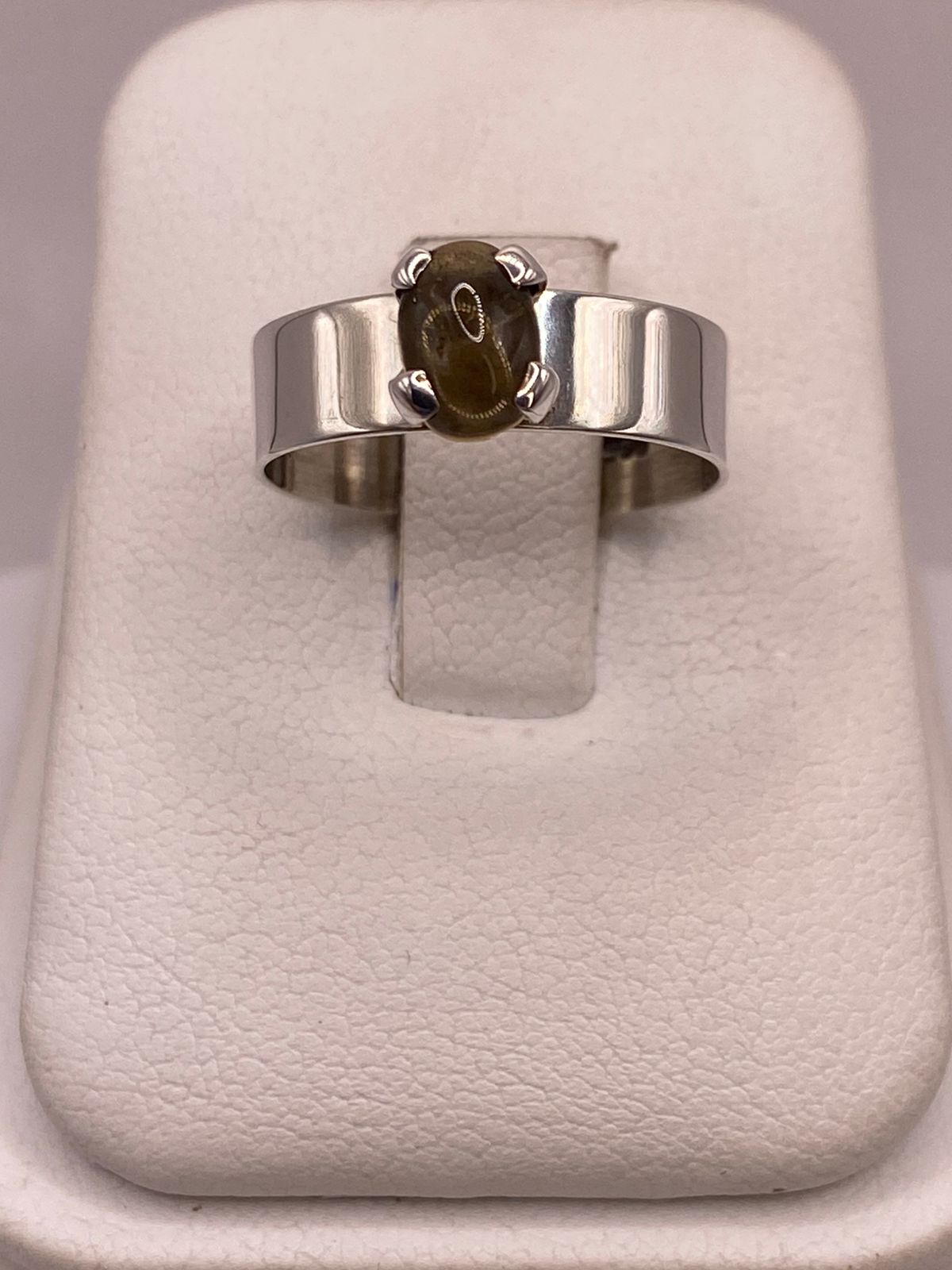 Anillo de Plata Ley 925 con Ámbar Ahumado, vista superior