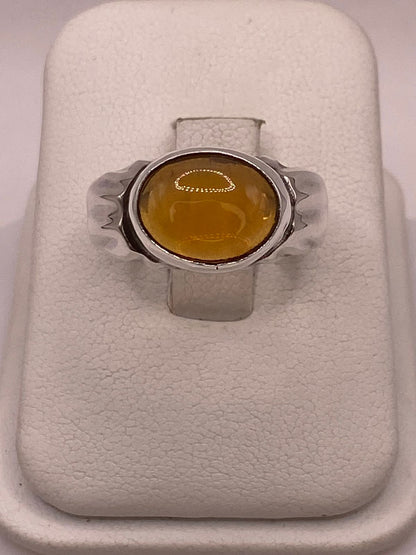 Anillo de Plata Ley 925 con Ámbar Miel, vista de detalle