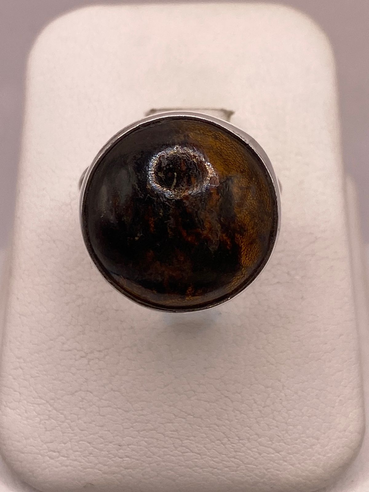 Anillo de Plata Ley 925 con Ámbar Natural, vista frontal