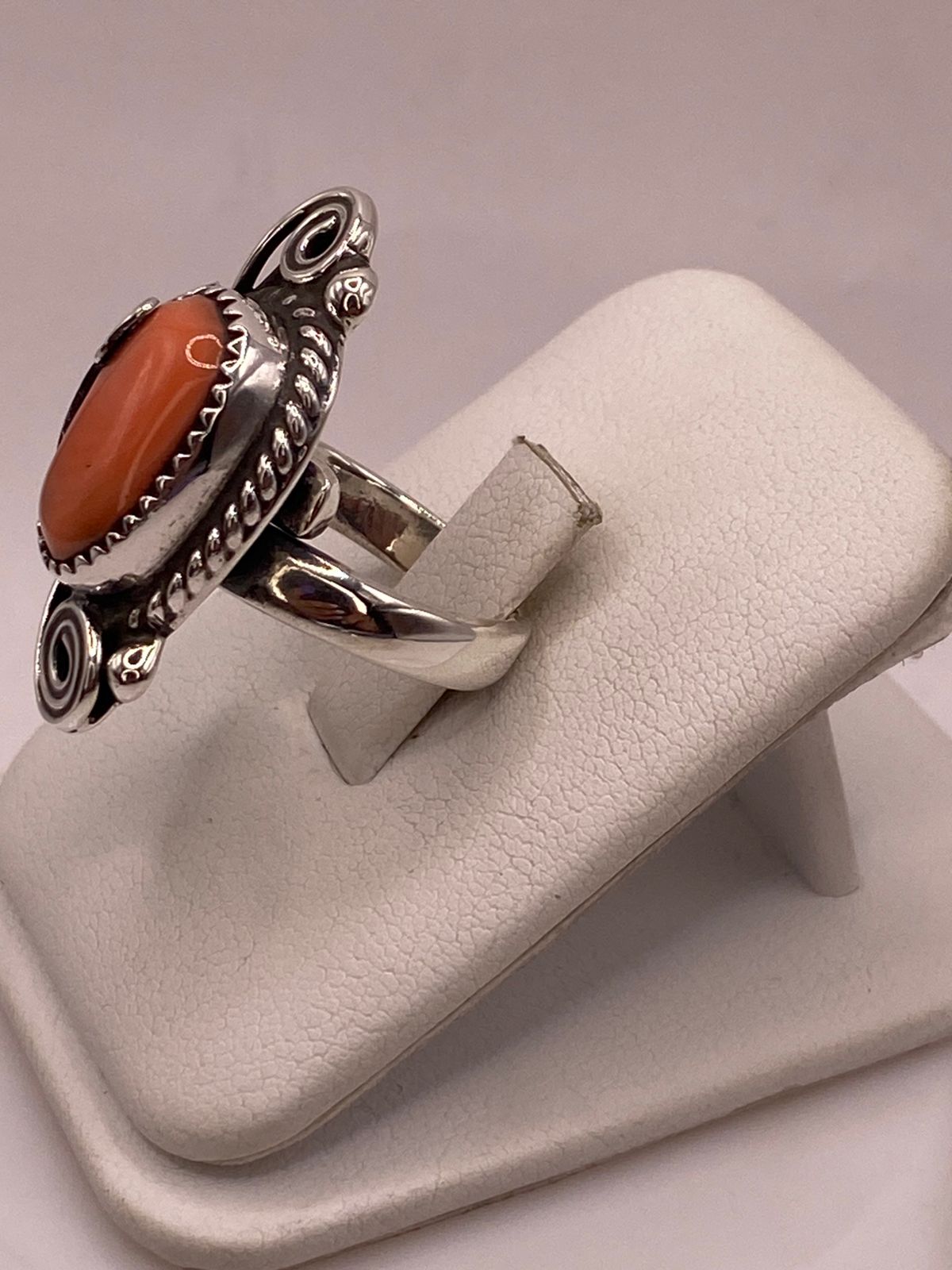 Anillo de Plata Ley 925 con Cornalina, vista de detalle