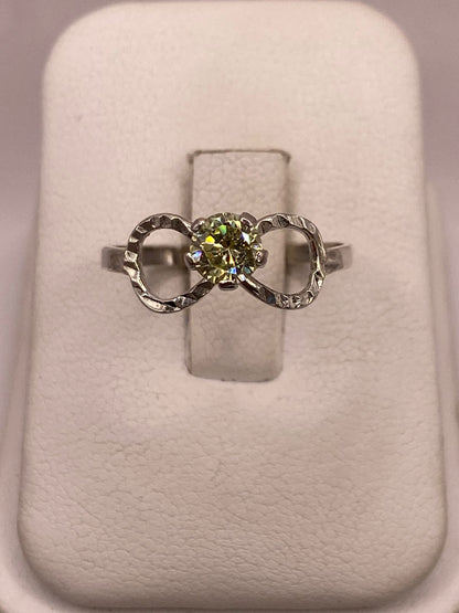 Anillo de Plata Ley 925 Diseño Infinito con Piedra Color Citrino, vista frontal