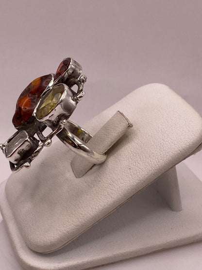 Anillo de Plata Ley 925 con Jaspe Multicolor y Zirconia, vista lateral