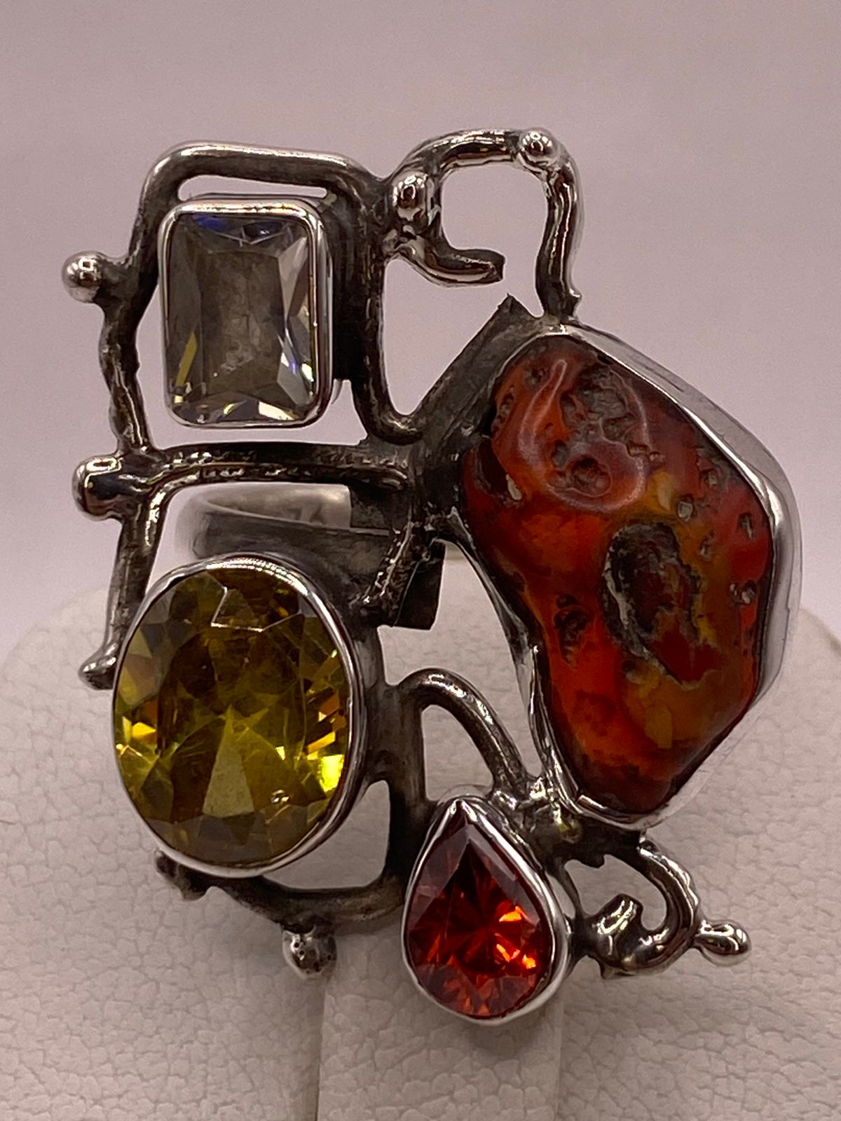 Anillo de Plata Ley 925 con Jaspe Multicolor y Zirconia, vista posterior