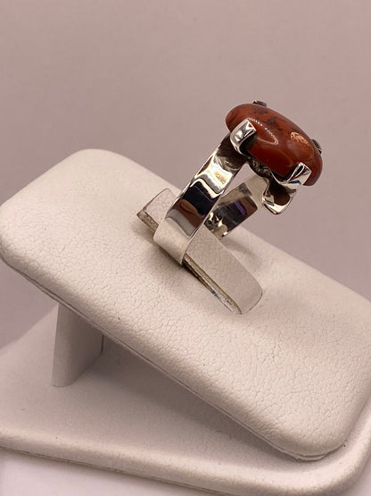 Anillo de Plata Ley 925 con Jaspe Rojo, vista de detalle