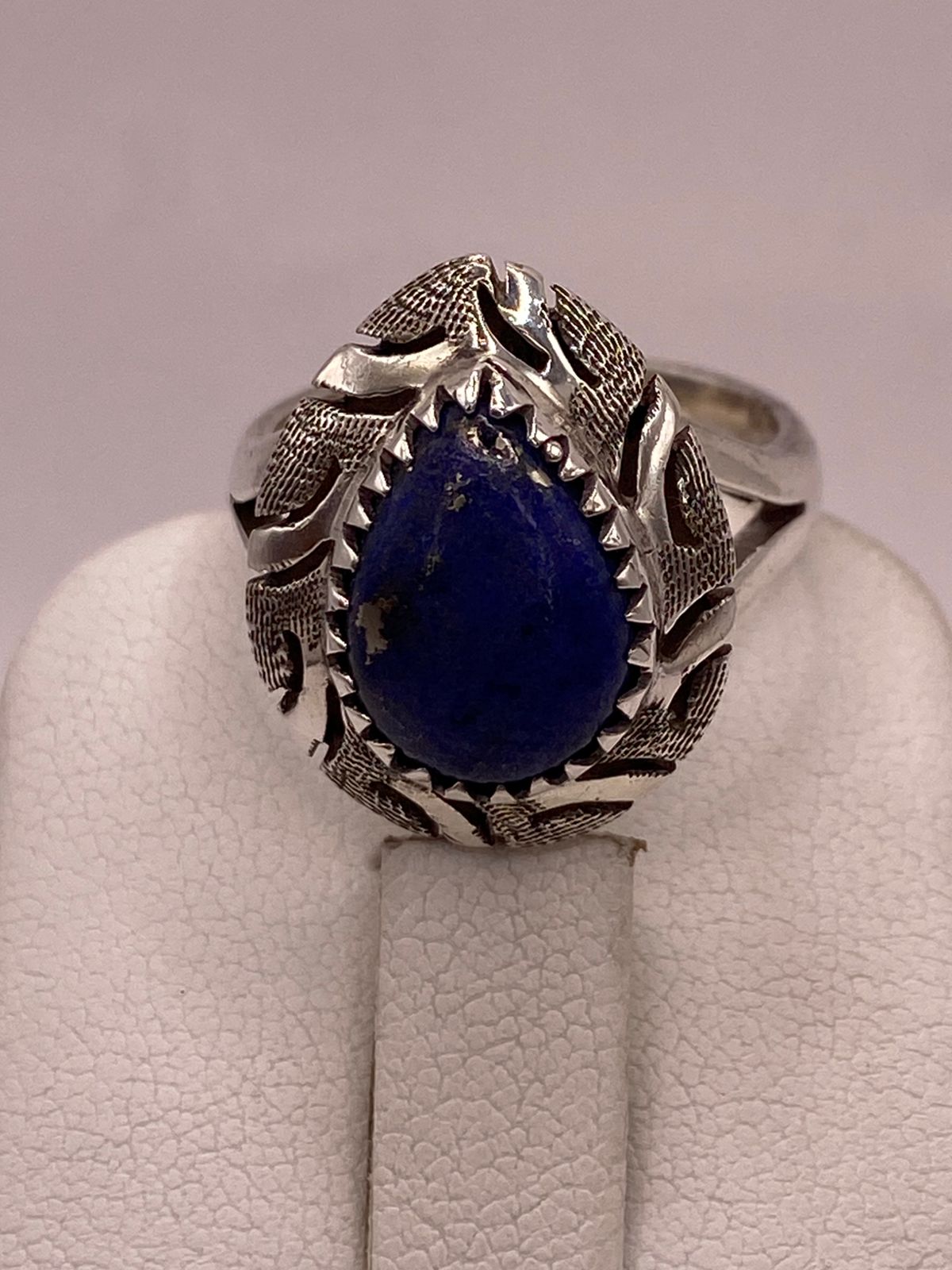 Anillo de Plata Ley 925 con Lapislázuli, sello de autenticidad Plata Ley .925