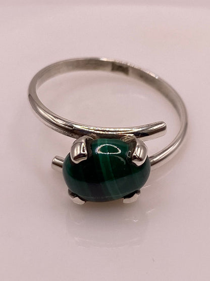 Anillo de Plata Ley 925 con Malaquita Natural, sello de autenticidad Plata Ley .925