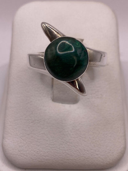 Anillo de Plata Ley 925 con Malaquita Natural, vista frontal