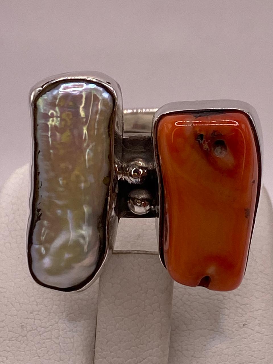 Anillo de Plata Ley 925 con Nácar y Coral
