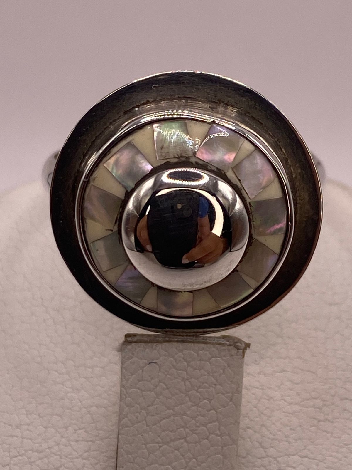 Anillo de Plata Ley 925 con Nácar Natural, sello de autenticidad Plata Ley .925
