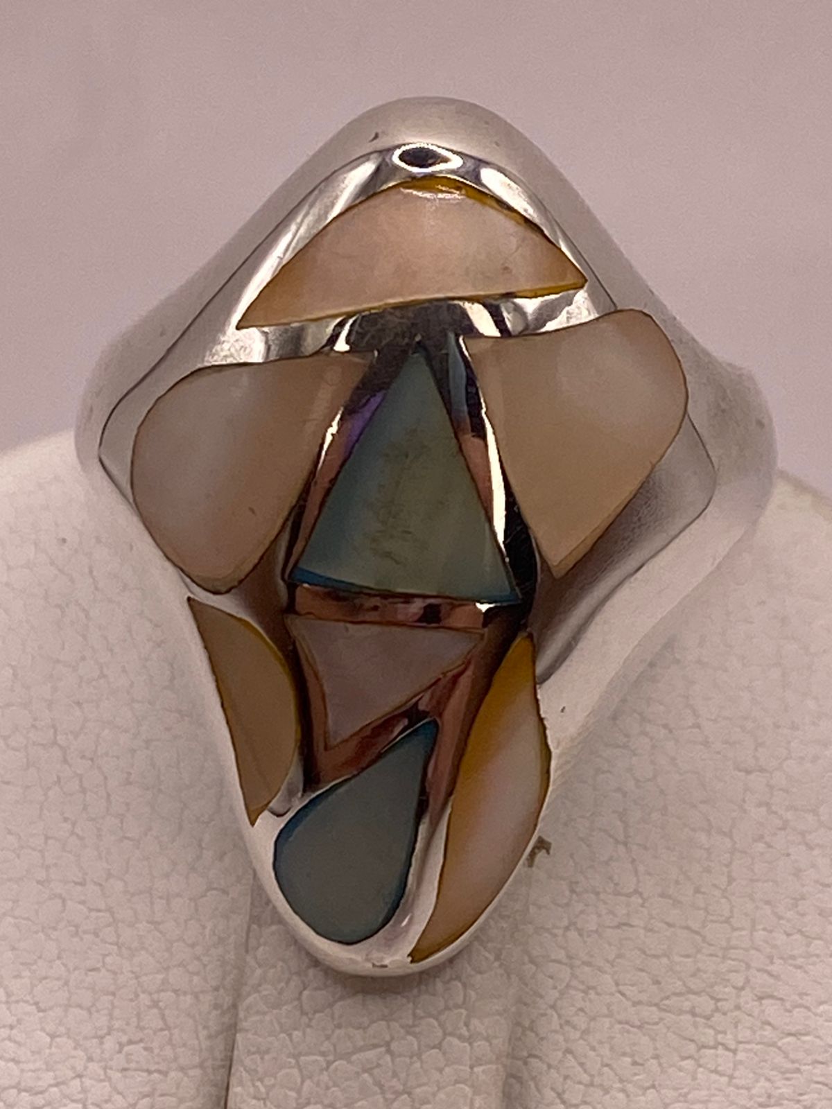 Anillo de Plata Ley 925 con Nácar Natural, sello de autenticidad Plata Ley .925