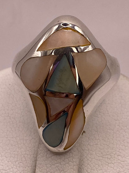 Anillo de Plata Ley 925 con Nácar Natural, sello de autenticidad Plata Ley .925