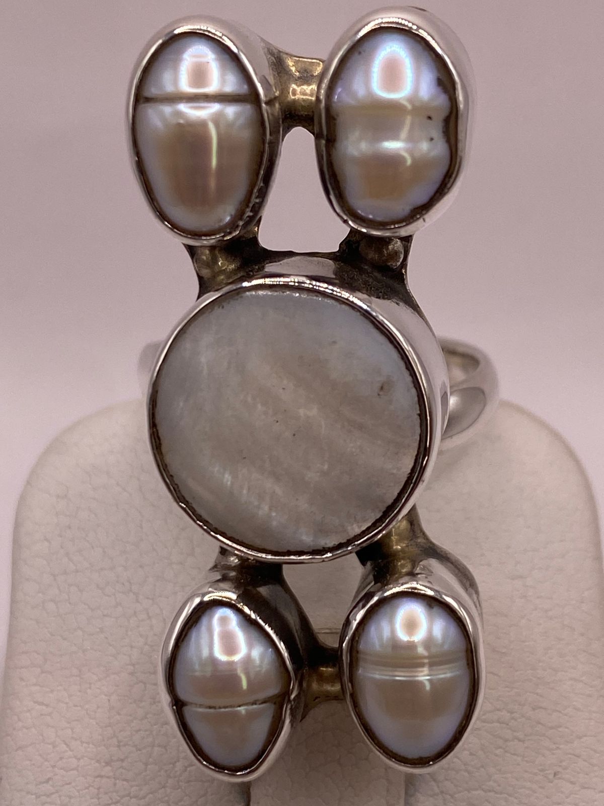 Anillo de Plata Ley 925 con Nácar y Perla, sello de autenticidad Plata Ley .925