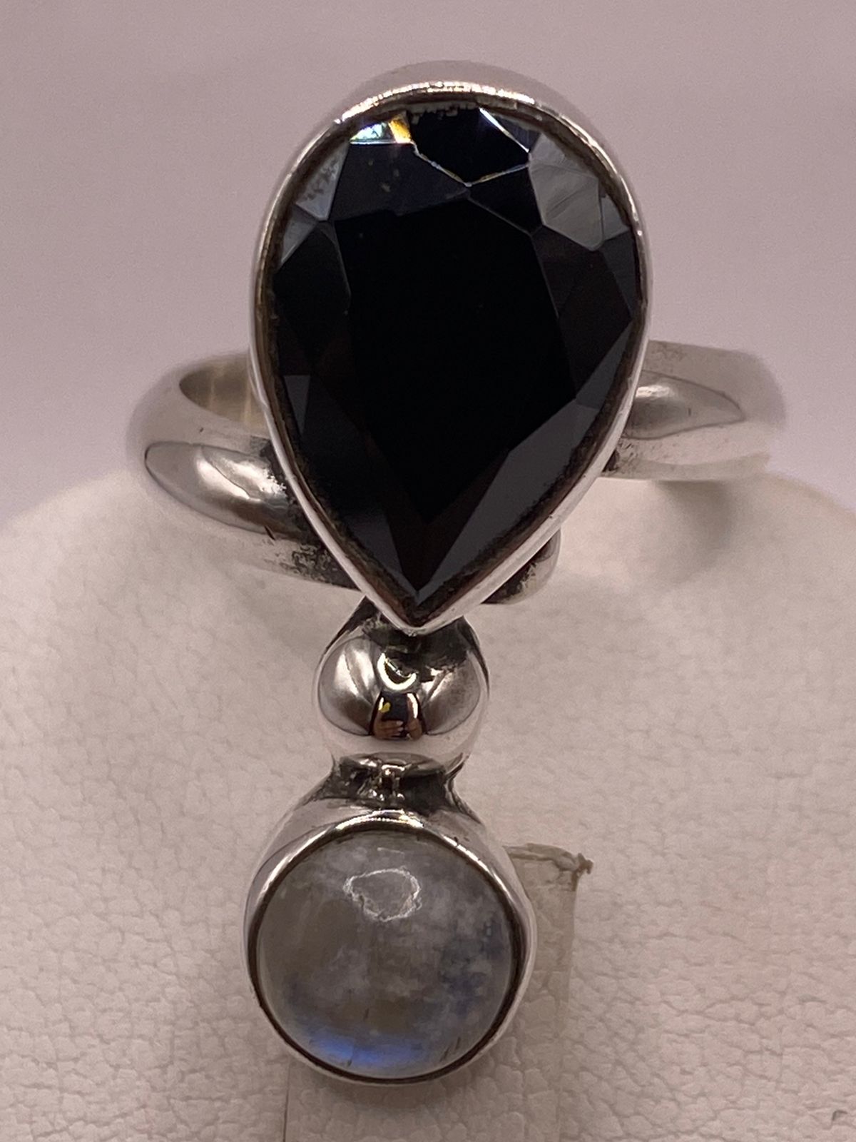 Anillo de Plata Ley 925 con Obsidiana y Piedra Luna, sello de autenticidad Plata Ley .925
