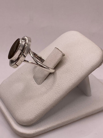 Anillo de Plata Ley 925 con Ojo de Tigre Natural, vista lateral