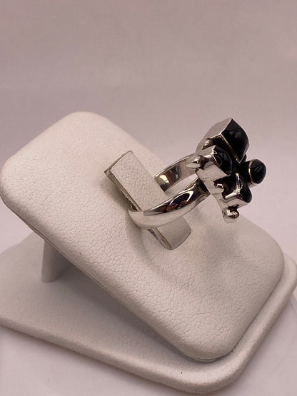 Anillo de Plata Ley 925 con Ónix Negro, vista frontal