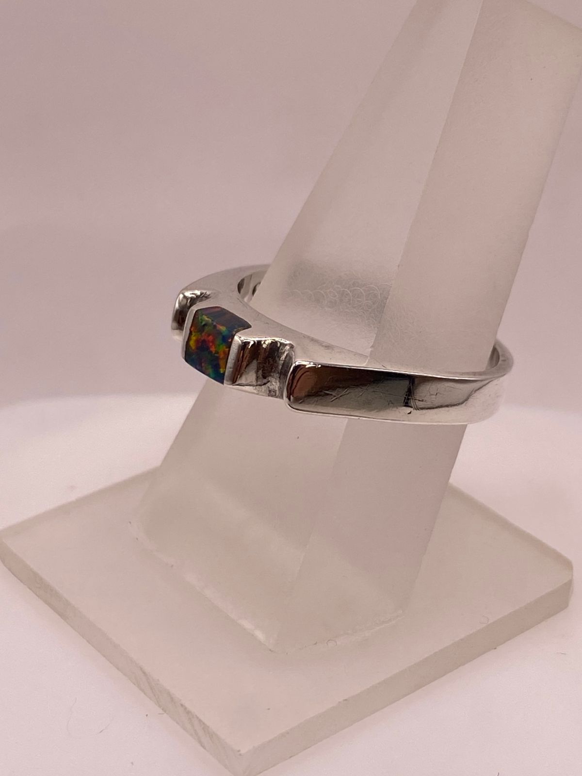 Anillo de Plata Ley 925 con Ópalo de Fuego, vista frontal